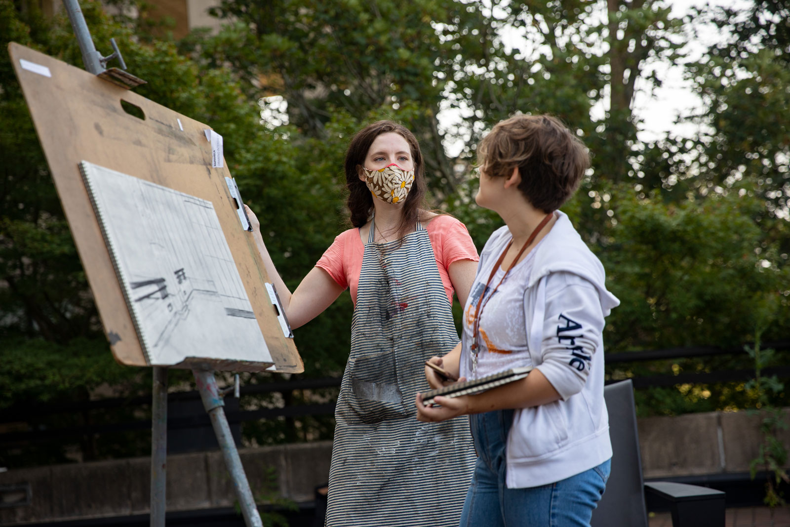 Students in a pre-college drawing class