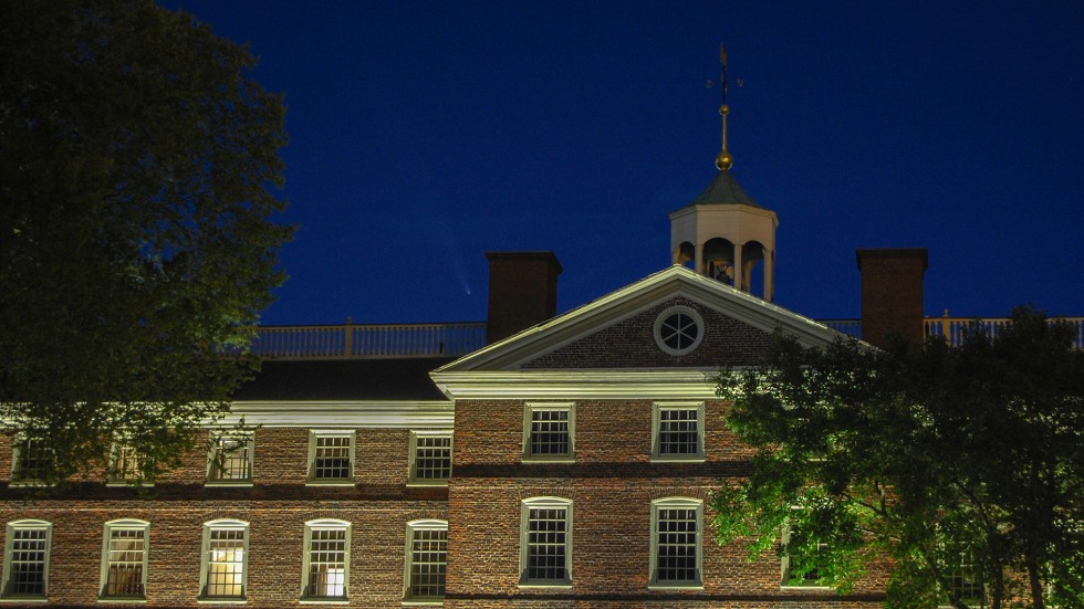 comet over University Hall